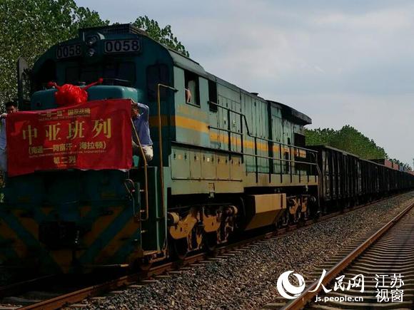 �������������ڶ��а��п��� ÿ�½���������