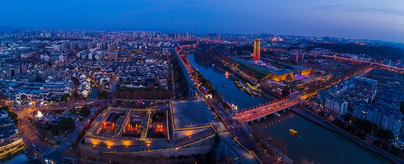 《幻彩耀古城》