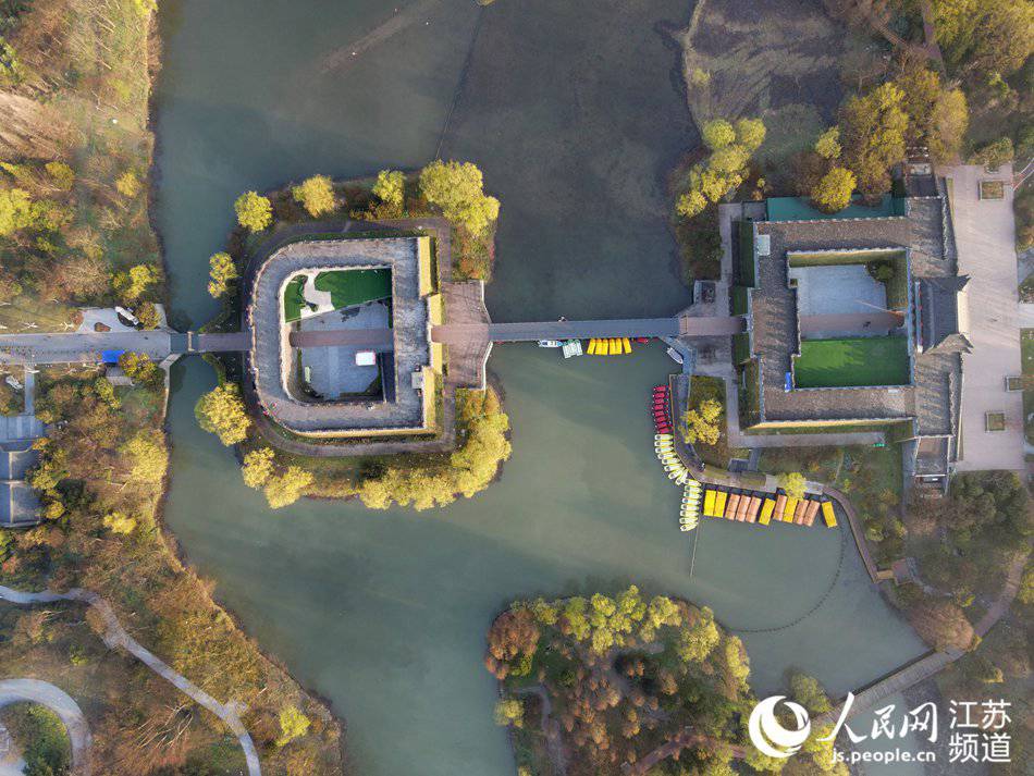 ˮ�ڳ��С�����ˮ�е��μгǡ��ϵ�����