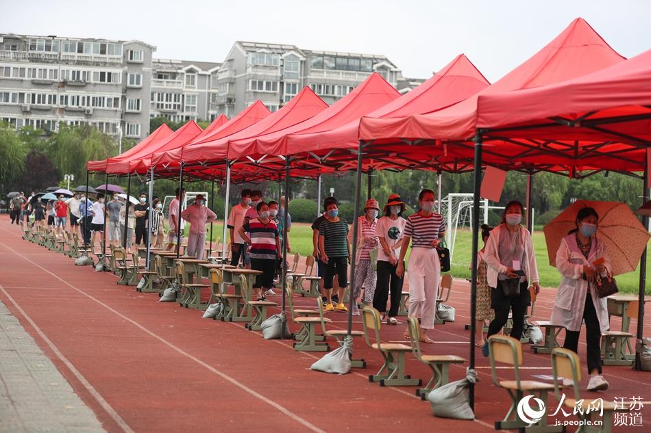 �������򱣳�һ�װ�ȫ���롣��������