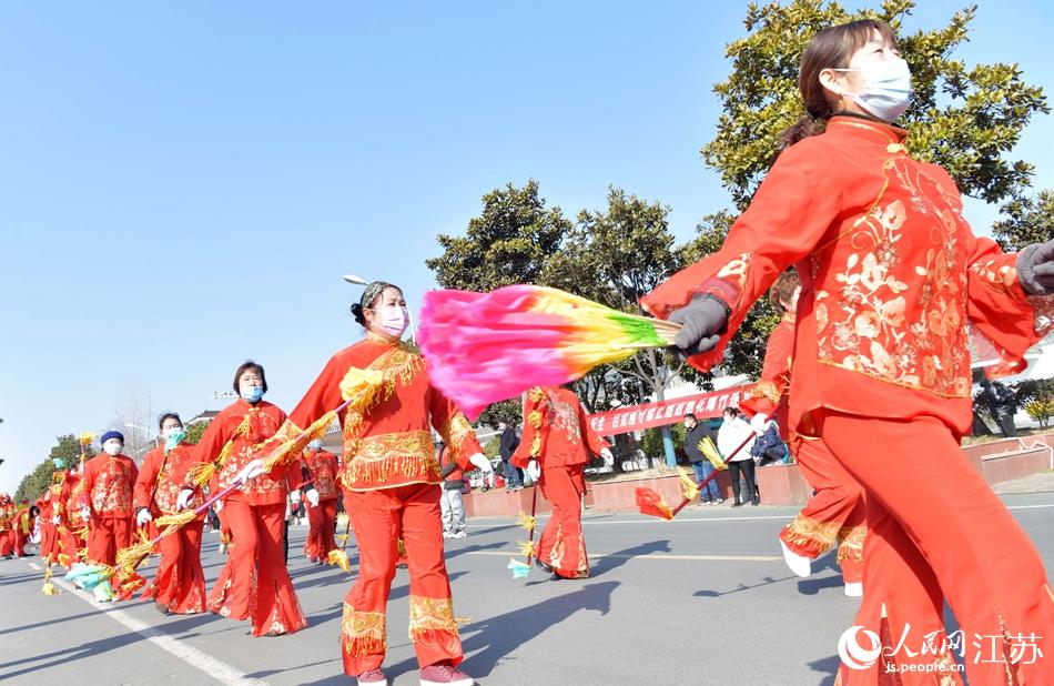 非遺展演踩街活動現場。張開虎攝