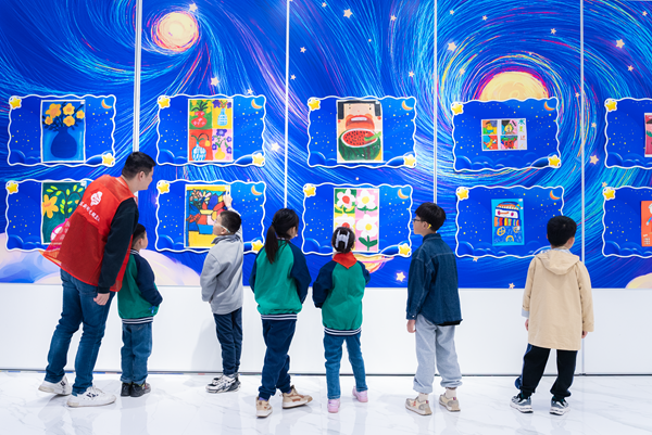 走进“星星的世界” 苏州相城举办孤独症儿童公益画展