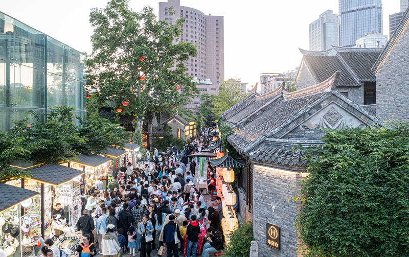 回龙窝历史文化街区。张俊哲/摄