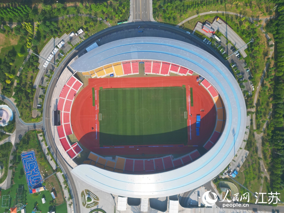航拍南通足球训练中心海门基地。人民网记者 王继亮摄