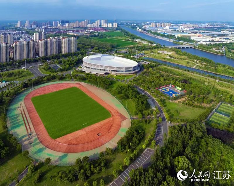 灌南体育中心鸟瞰。人民网 张瀚天摄