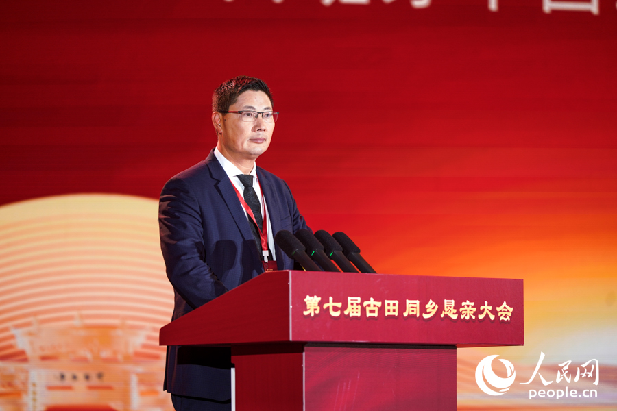 西班牙中国工商联合会会长陈胜利。实习生 郑舒尘摄