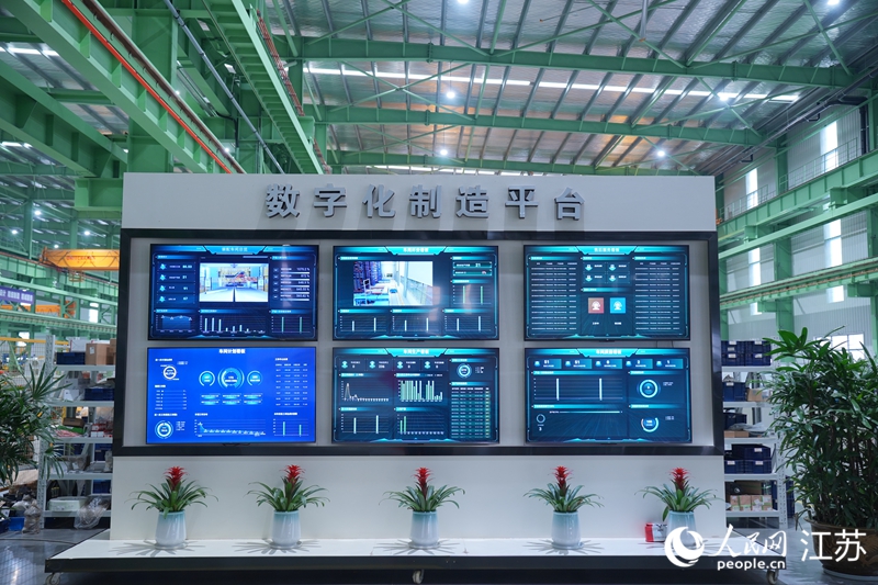 亚威机床数字化制造平台。人民网记者 王丹丹摄
