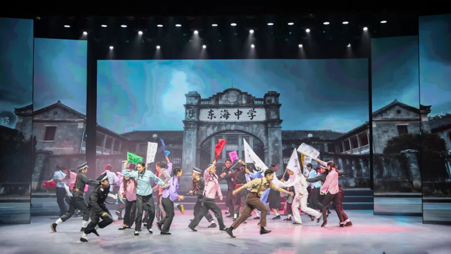 “山海烽火·红色征程”故事会现场