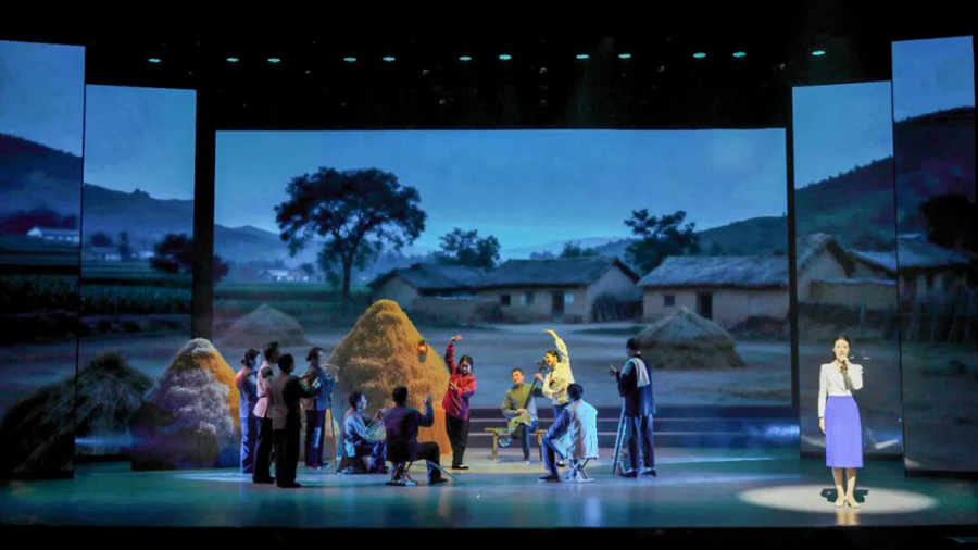 “山海烽火·红色征程”故事会现场