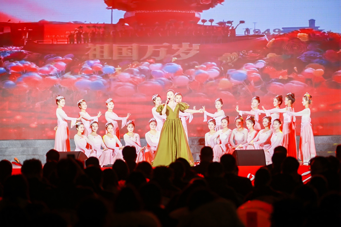 晚会现场。宿迁学院供图