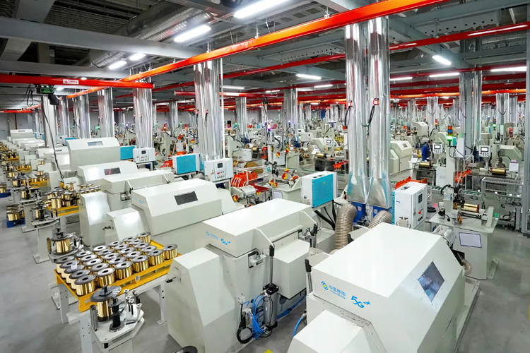 中天钢铁淮安工厂依托移动技术实现智能化生产。江苏移动供图