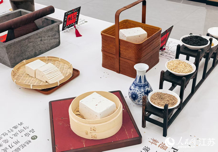 阜宁大糕色白如玉。人民网 崔小倩摄