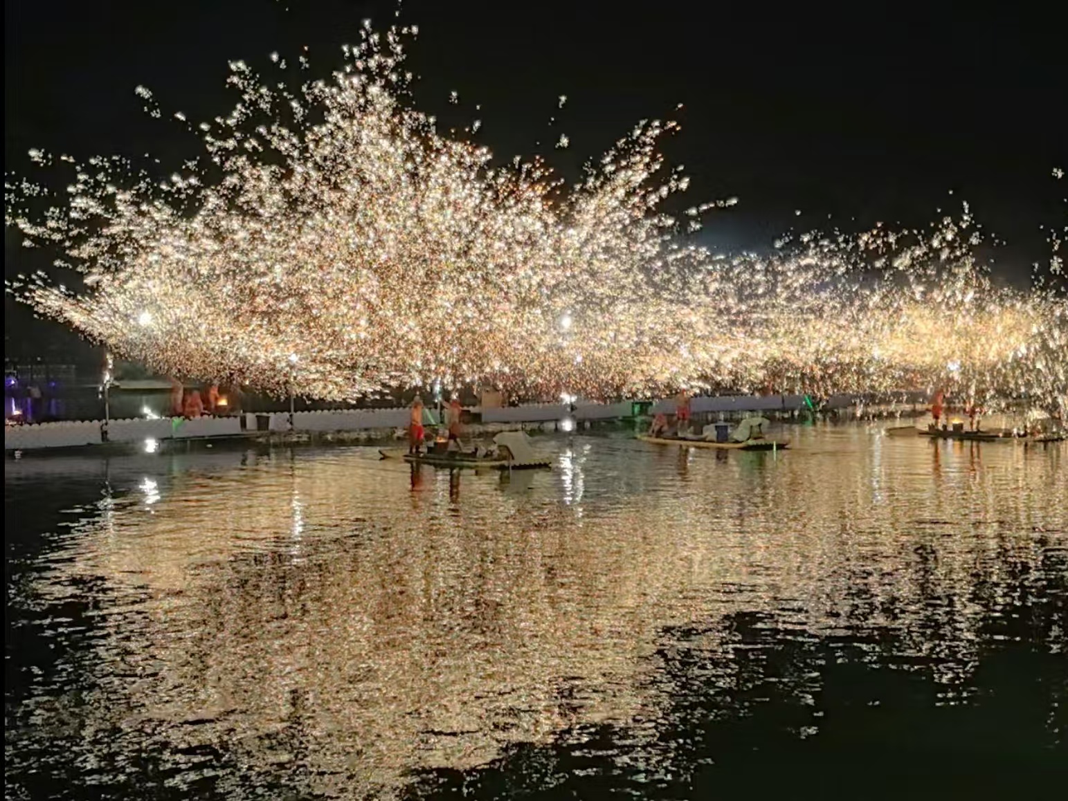 江蘇南京：鐵花璀璨迎新春【2】