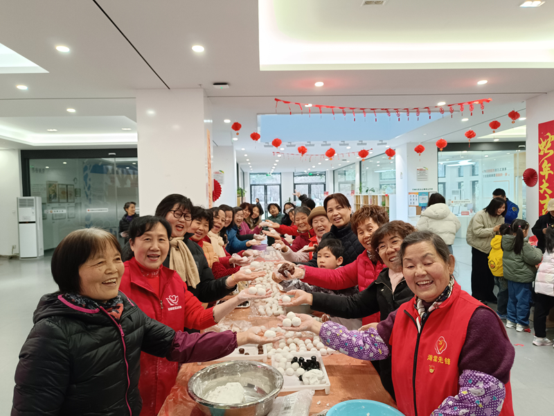 花都社区台胞台眷与社区居民共迎“元宵节”。昆山市委组织部供图