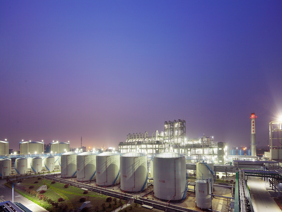 盛泰化学三期项目已进入试运行阶段。企业供图