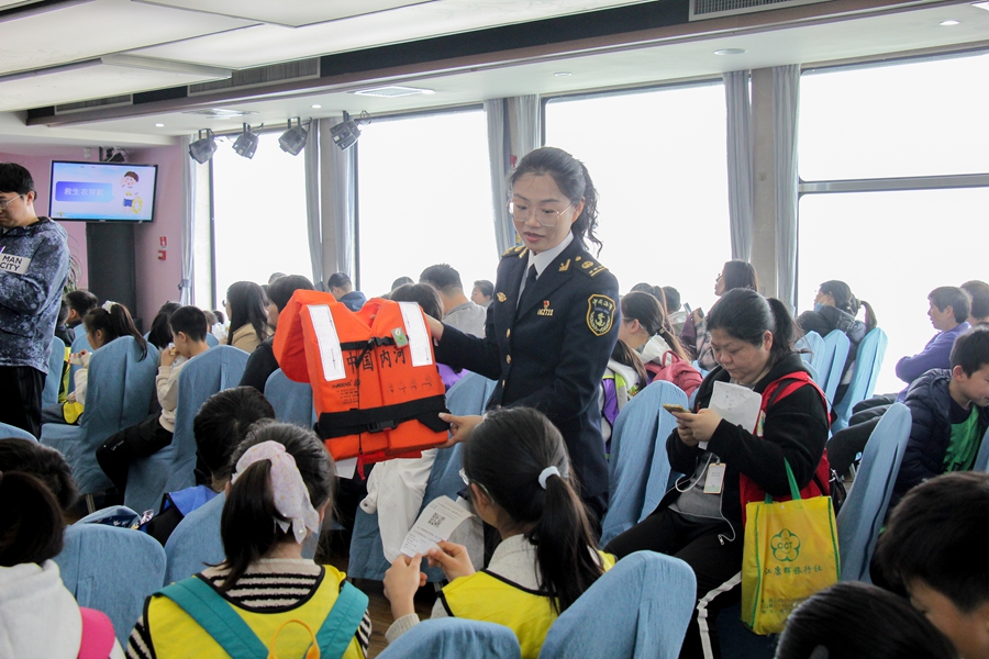 江苏：千名学生长江研学 解锁沉浸式“江上课堂”【2】