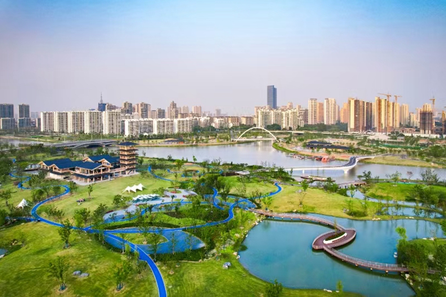 江阴城市鸟瞰图。 江阴市委宣传部供图