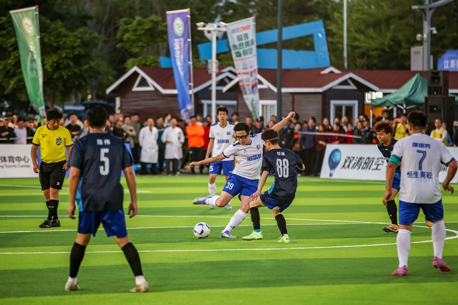 揭幕战精彩瞬间。靖江市委宣传部供图