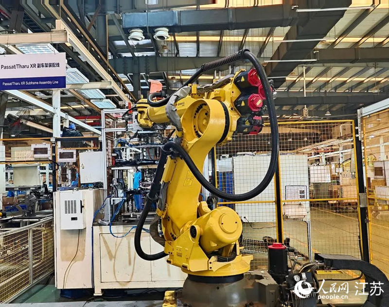 仪征汇众汽车底盘系统有限公司生产车间。人民网记者 常雨薇摄