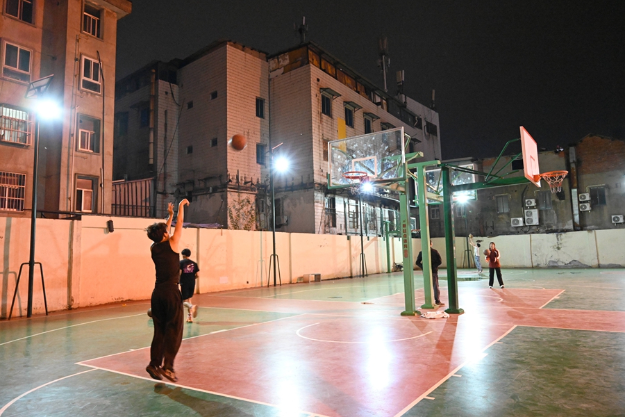 市民在家门口享受运动乐趣。清江浦区委宣传部供图