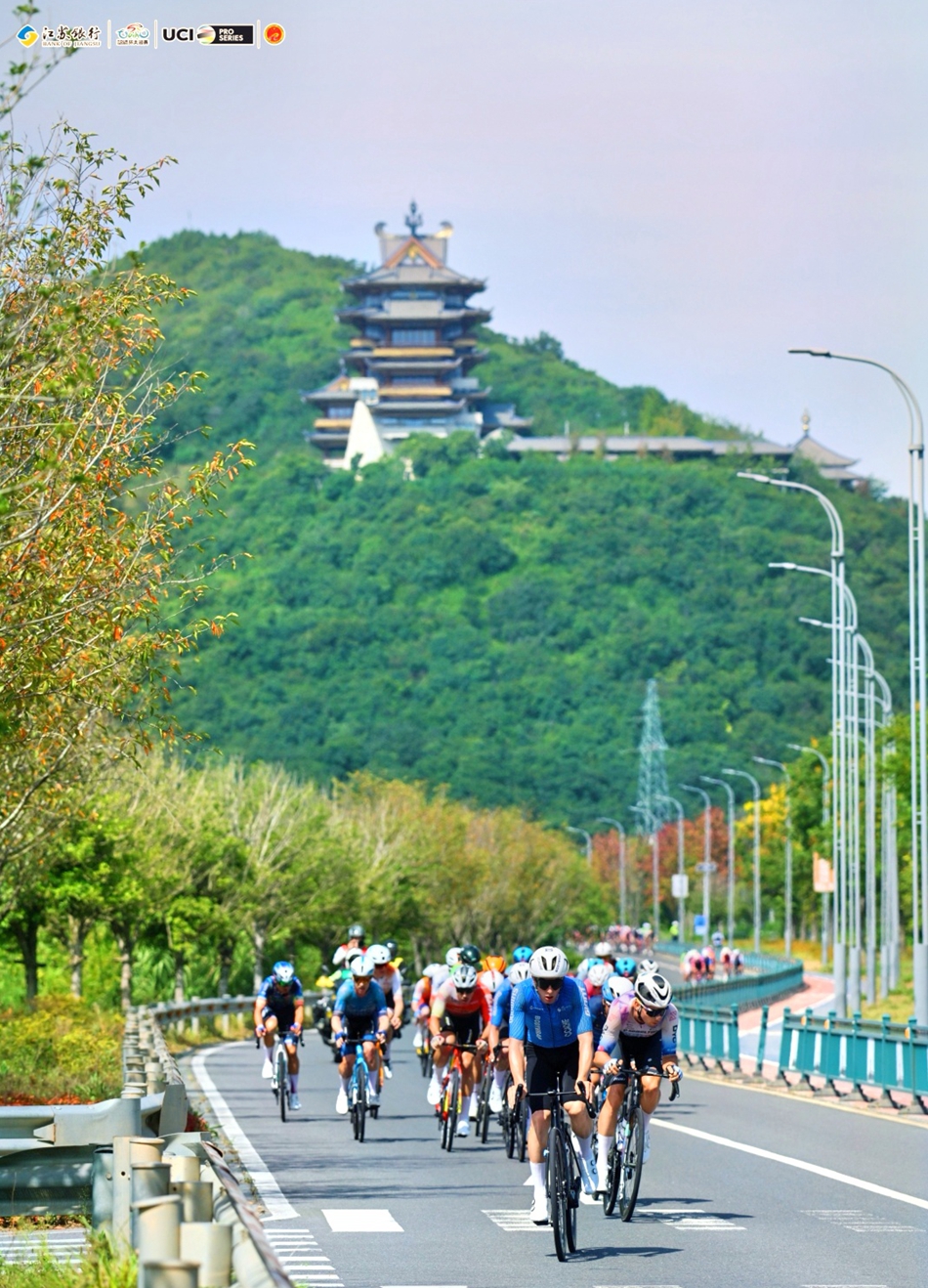 赛道沿途风景优美。江宁区委宣传部供图