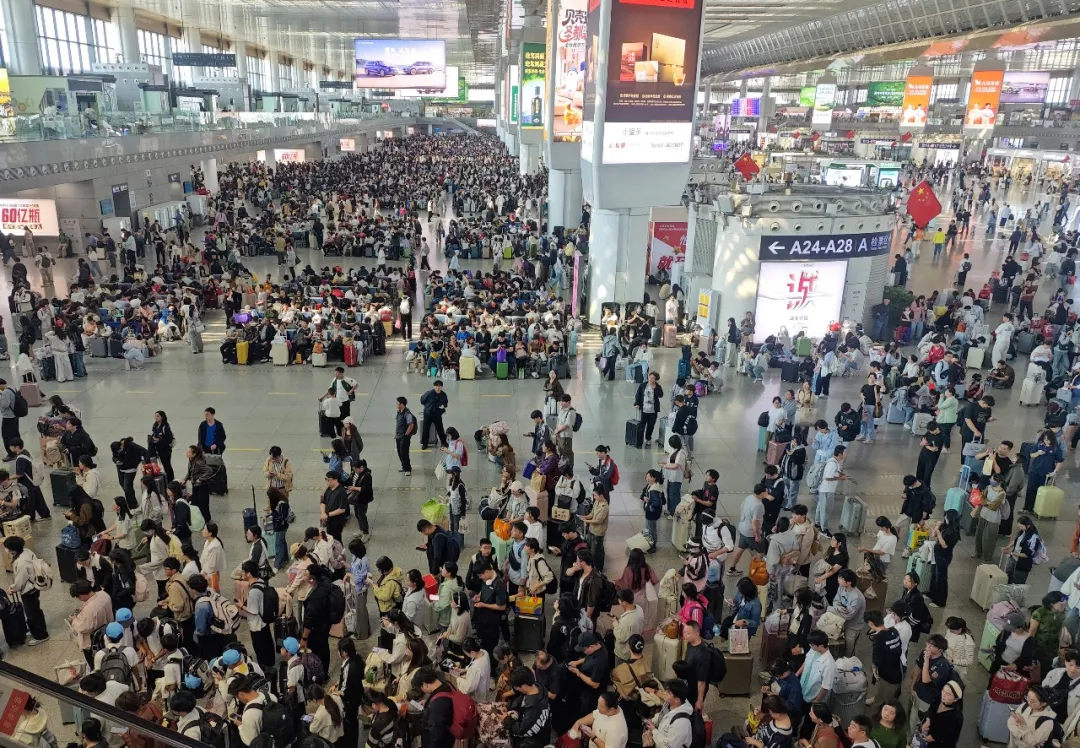 国庆假期南京接待游客1795.6万人次 文旅消费109.7亿元