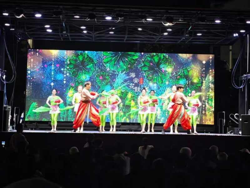 演出现场。长江镇供图