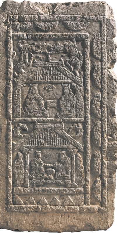 现藏于徐州博物馆的东汉时期汉画像石《宴饮图》。徐州博物馆供图